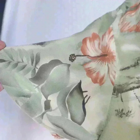 Bill Blass XXL 100% Silk Green/pink hibiscus button down - Picture 6 of 12